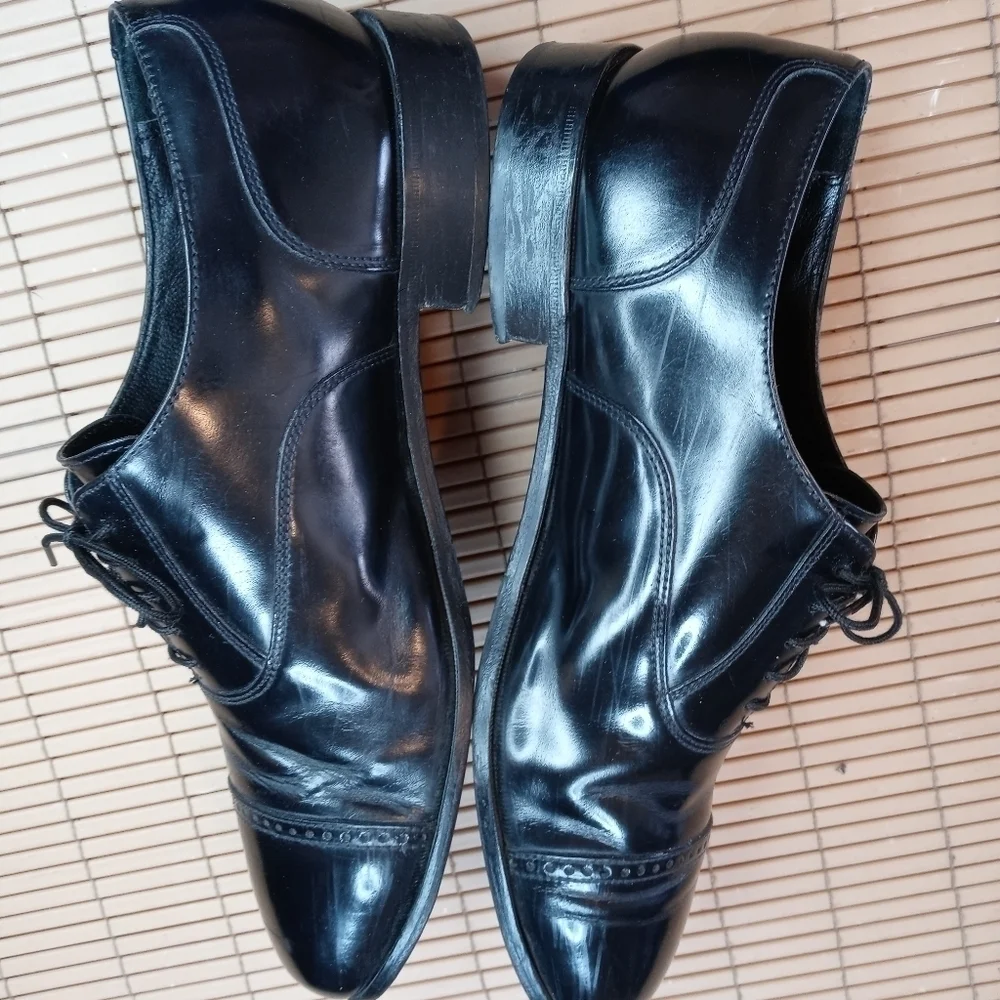 Florsheim men's black leather cap-toe Oxford sz 12D. 20.1pm